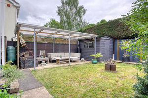 Rear External- click for photo gallery